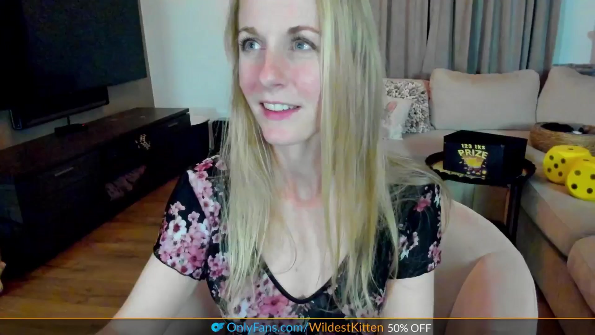 Gallery image thumbnail from WildestKitten's myfreecams stream on, 04/19/2025, 21:54 image 6 of 20