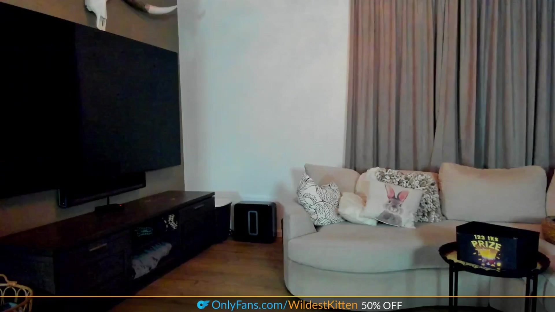Gallery image thumbnail from WildestKitten's myfreecams stream on, 04/19/2025, 21:54 image 7 of 20