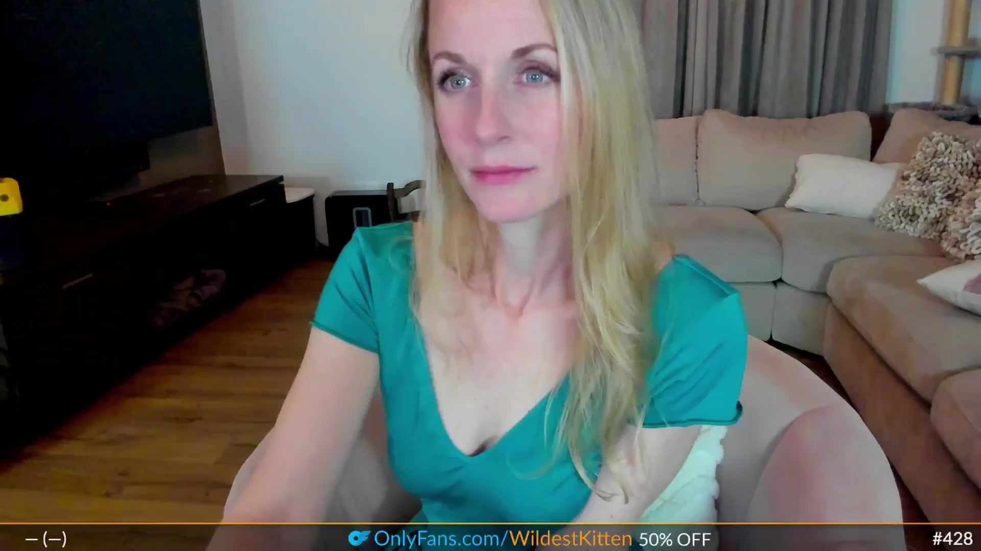 Gallery image thumbnail from WildestKitten's myfreecams stream on, 04/26/2025, 23:25 image 15 of 20