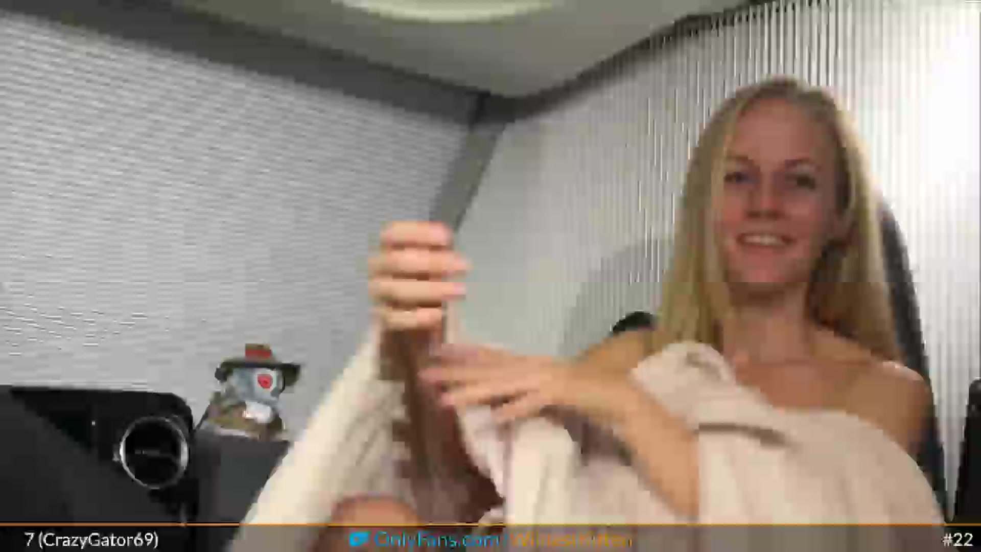 Gallery image thumbnail from WildestKitten's myfreecams stream on, 09/21/2025, 03:50 image 14 of 20