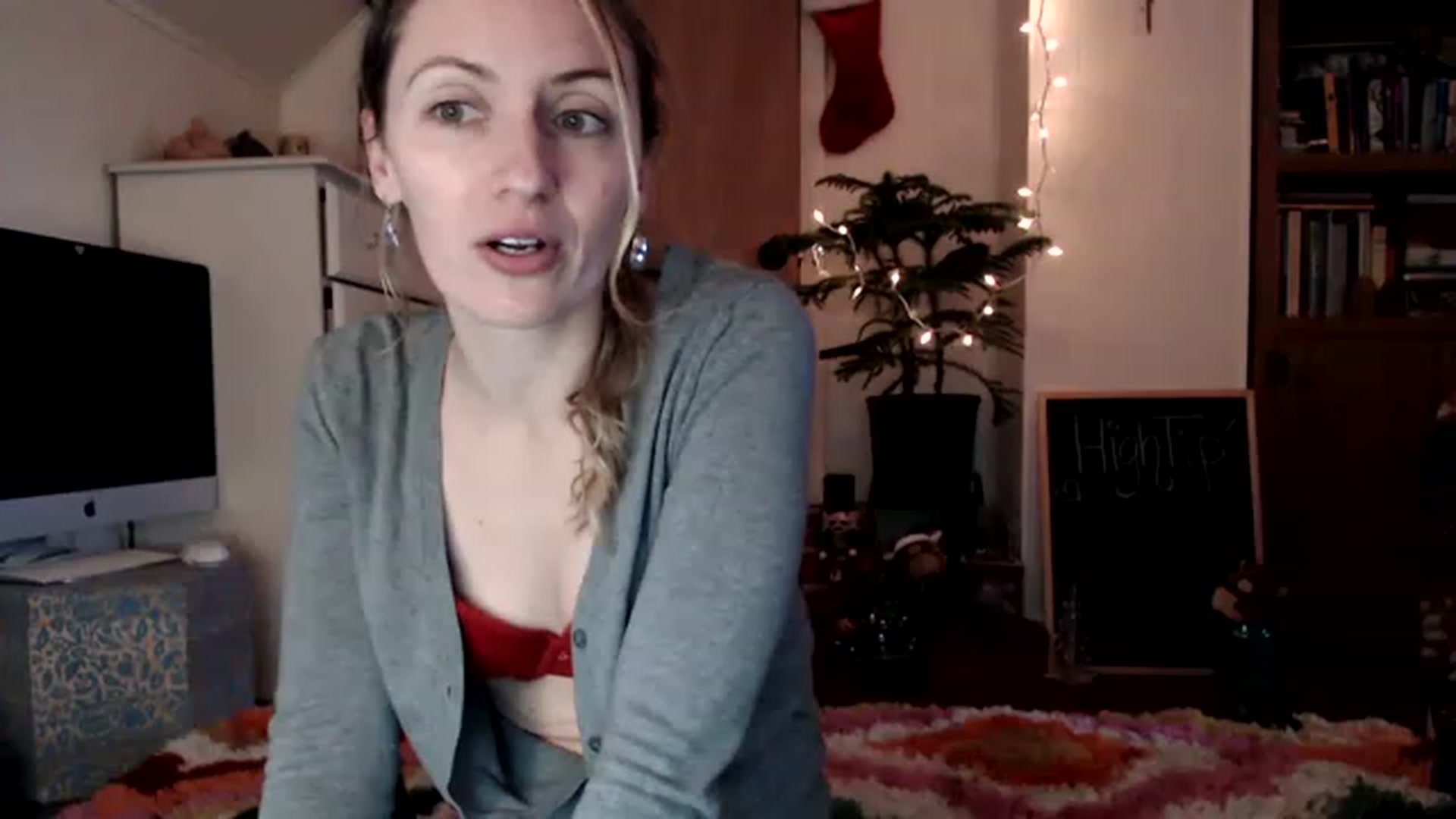 Gallery image thumbnail from WildflowerEm's myfreecams stream on, 12/04/2022, 22:31 image 8 of 20