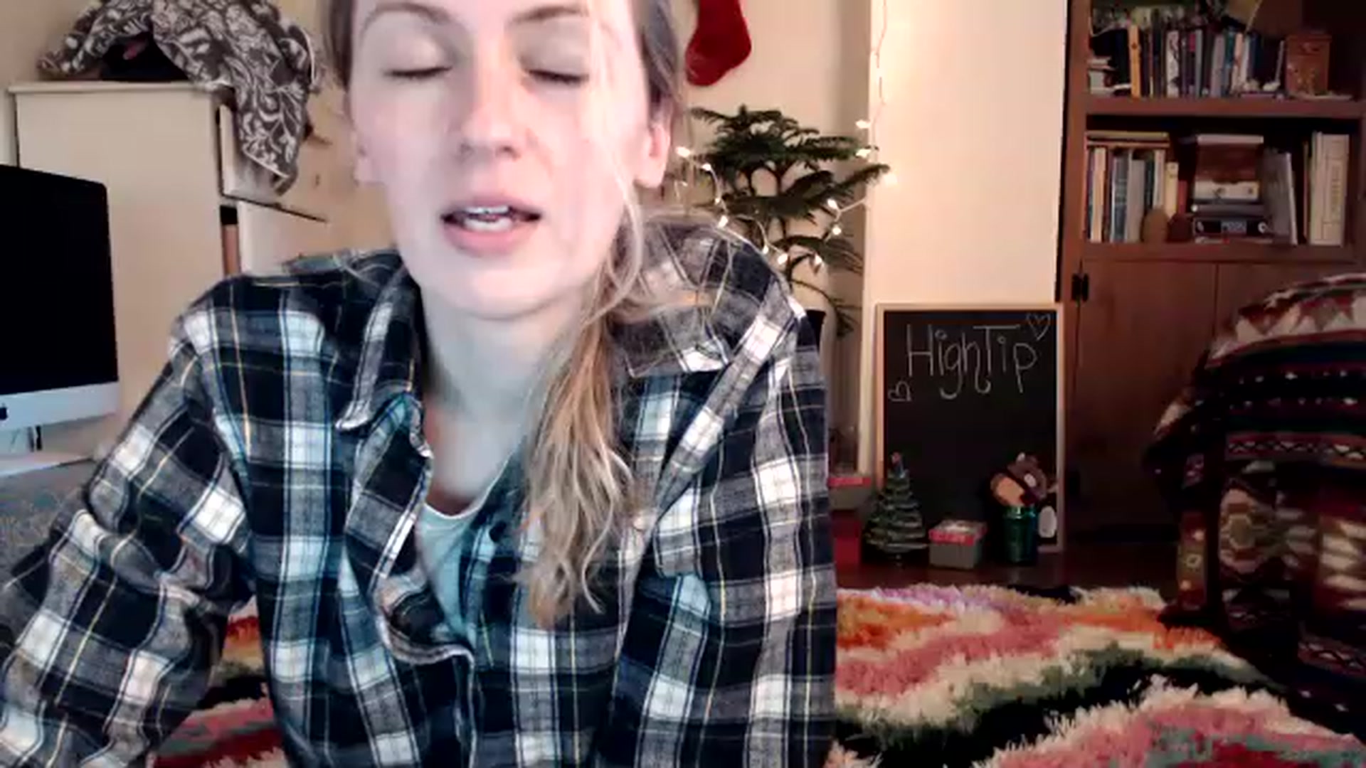 Gallery image thumbnail from WildflowerEm's myfreecams stream on, 12/09/2022, 21:20 image 5 of 20