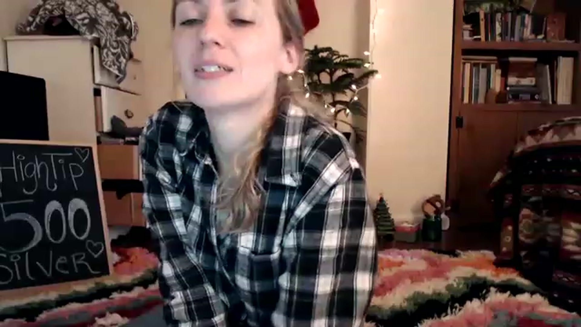 Gallery image thumbnail from WildflowerEm's myfreecams stream on, 12/09/2022, 21:20 image 11 of 20
