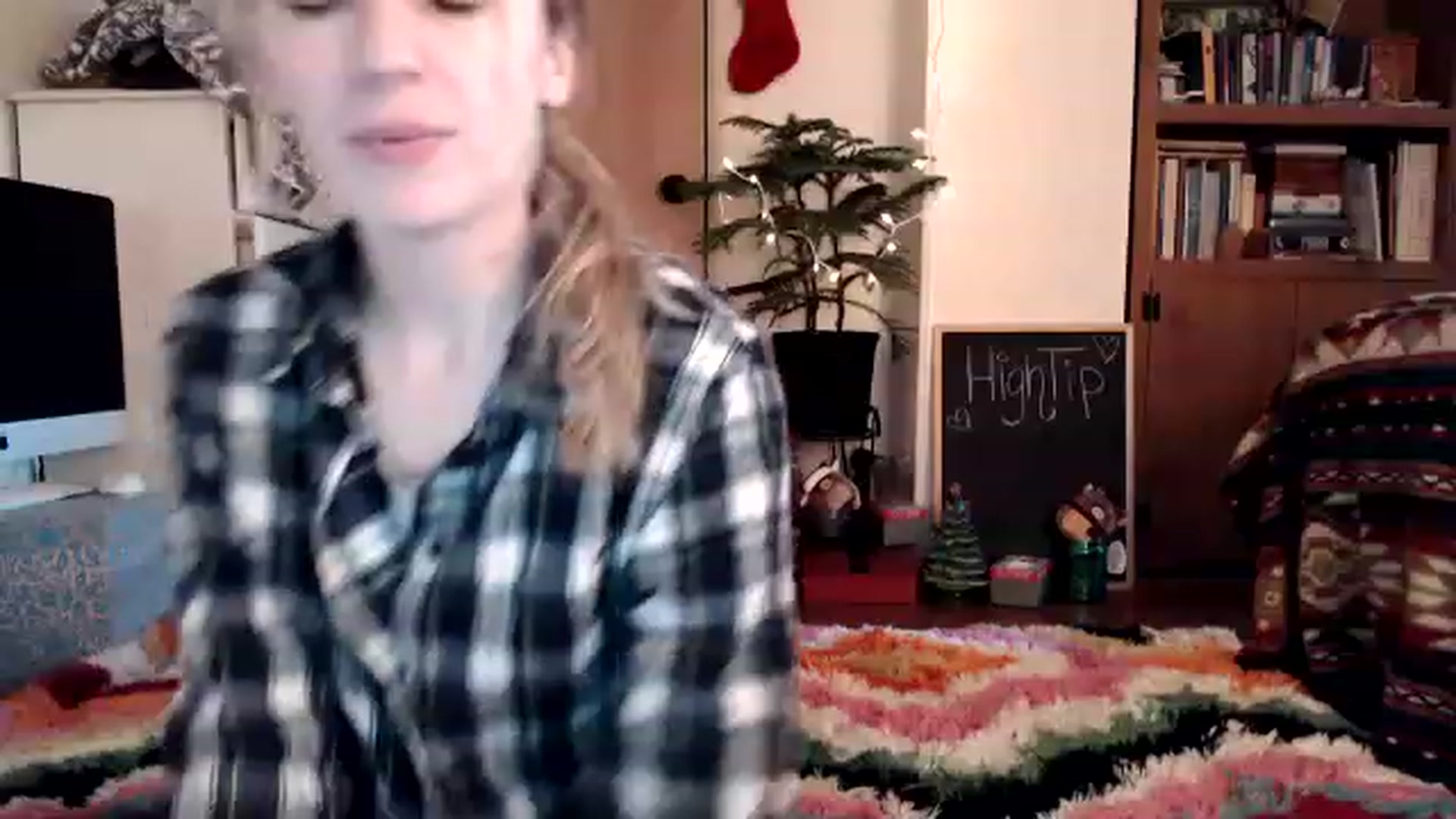 Gallery image thumbnail from WildflowerEm's myfreecams stream on, 12/09/2022, 21:20 image 4 of 20