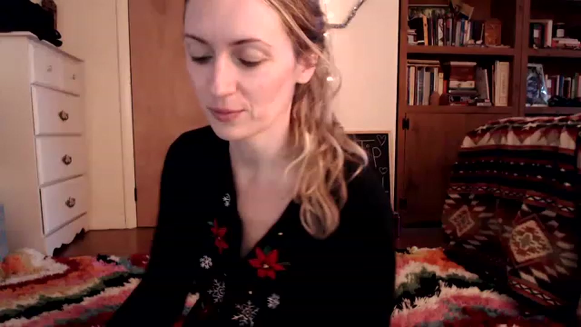 Gallery image thumbnail from WildflowerEm's myfreecams stream on, 12/11/2022, 22:26 image 1 of 20
