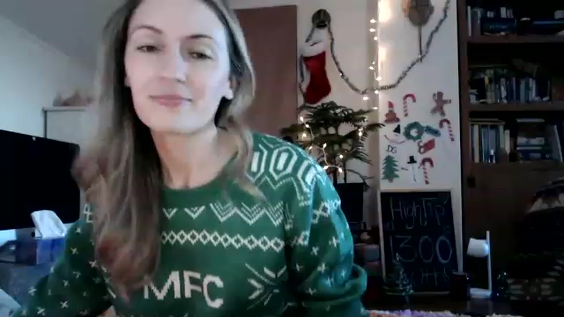 Gallery image thumbnail from WildflowerEm's myfreecams stream on, 12/18/2022, 22:07 image 2 of 20
