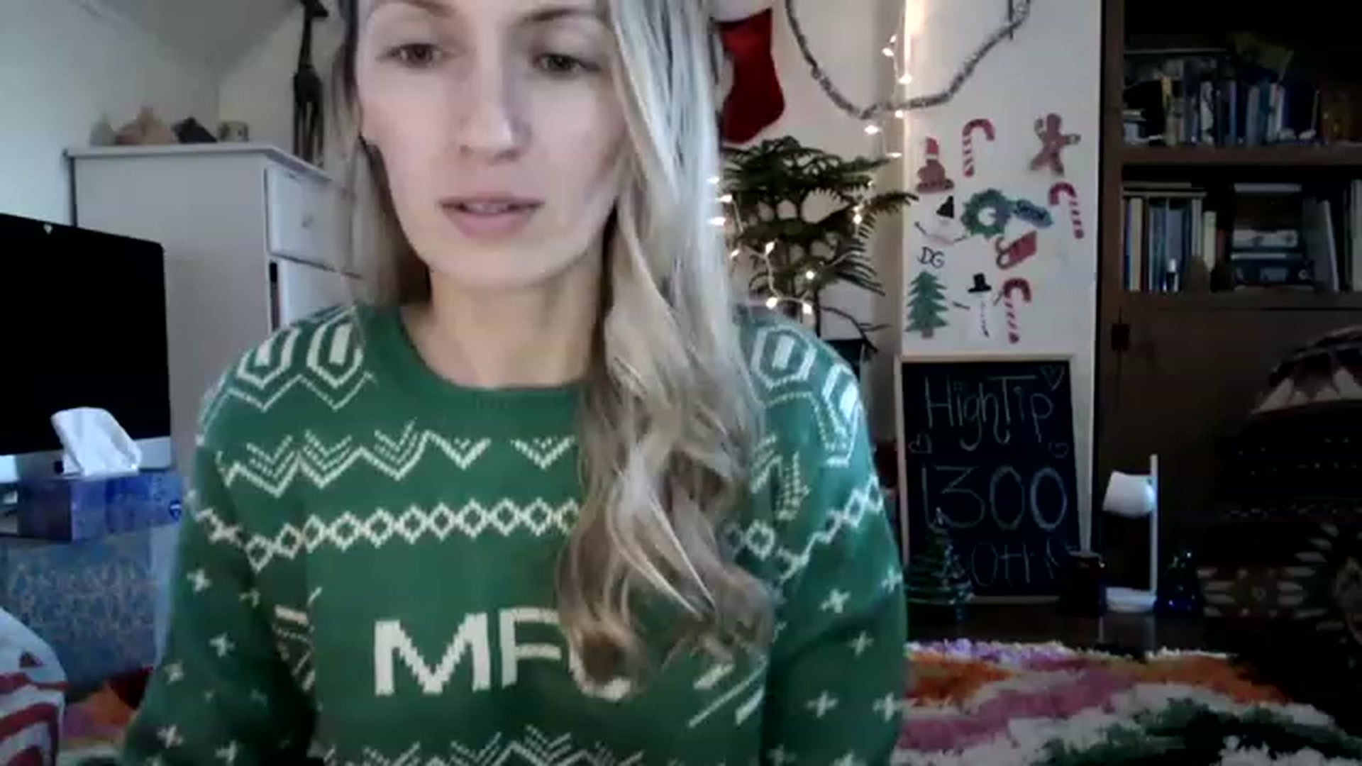 Gallery image thumbnail from WildflowerEm's myfreecams stream on, 12/18/2022, 22:07 image 1 of 20