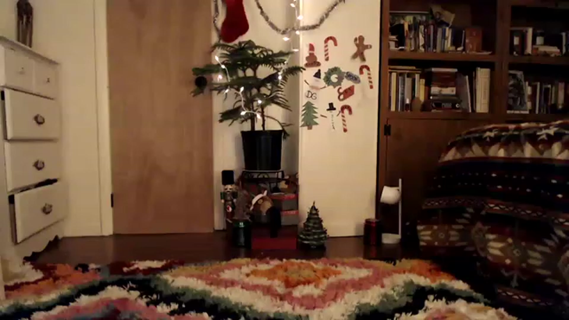Gallery image thumbnail from WildflowerEm's myfreecams stream on, 12/18/2022, 22:07 image 19 of 20