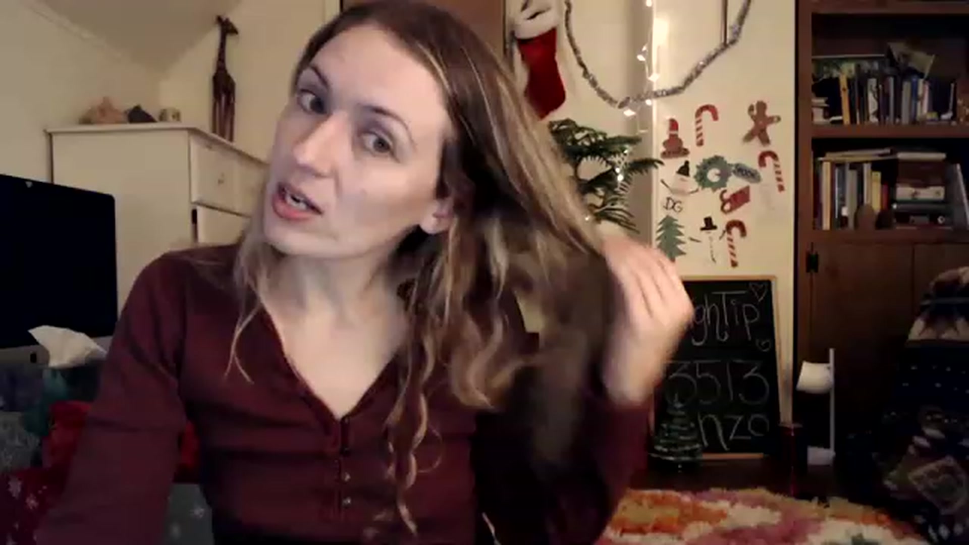 Gallery image thumbnail from WildflowerEm's myfreecams stream on, 12/23/2022, 20:37 image 13 of 20