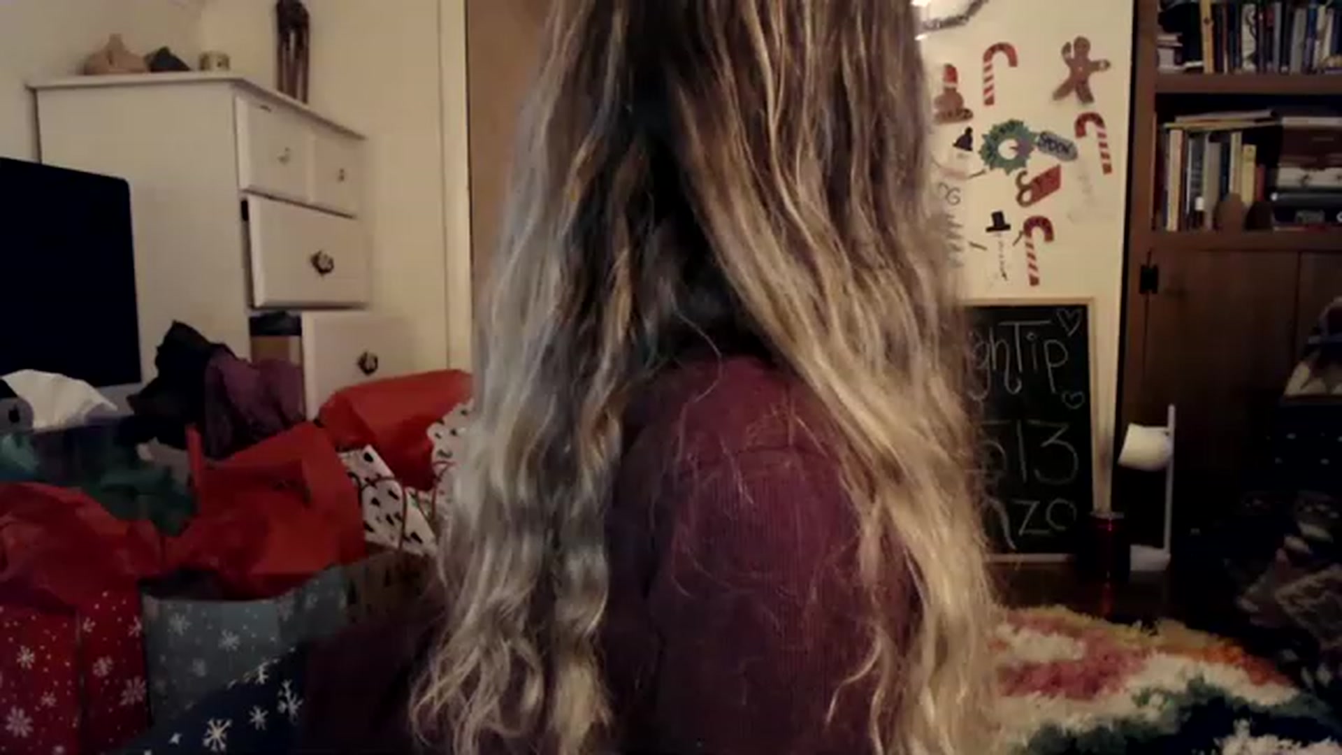 Gallery image thumbnail from WildflowerEm's myfreecams stream on, 12/23/2022, 20:37 image 20 of 20