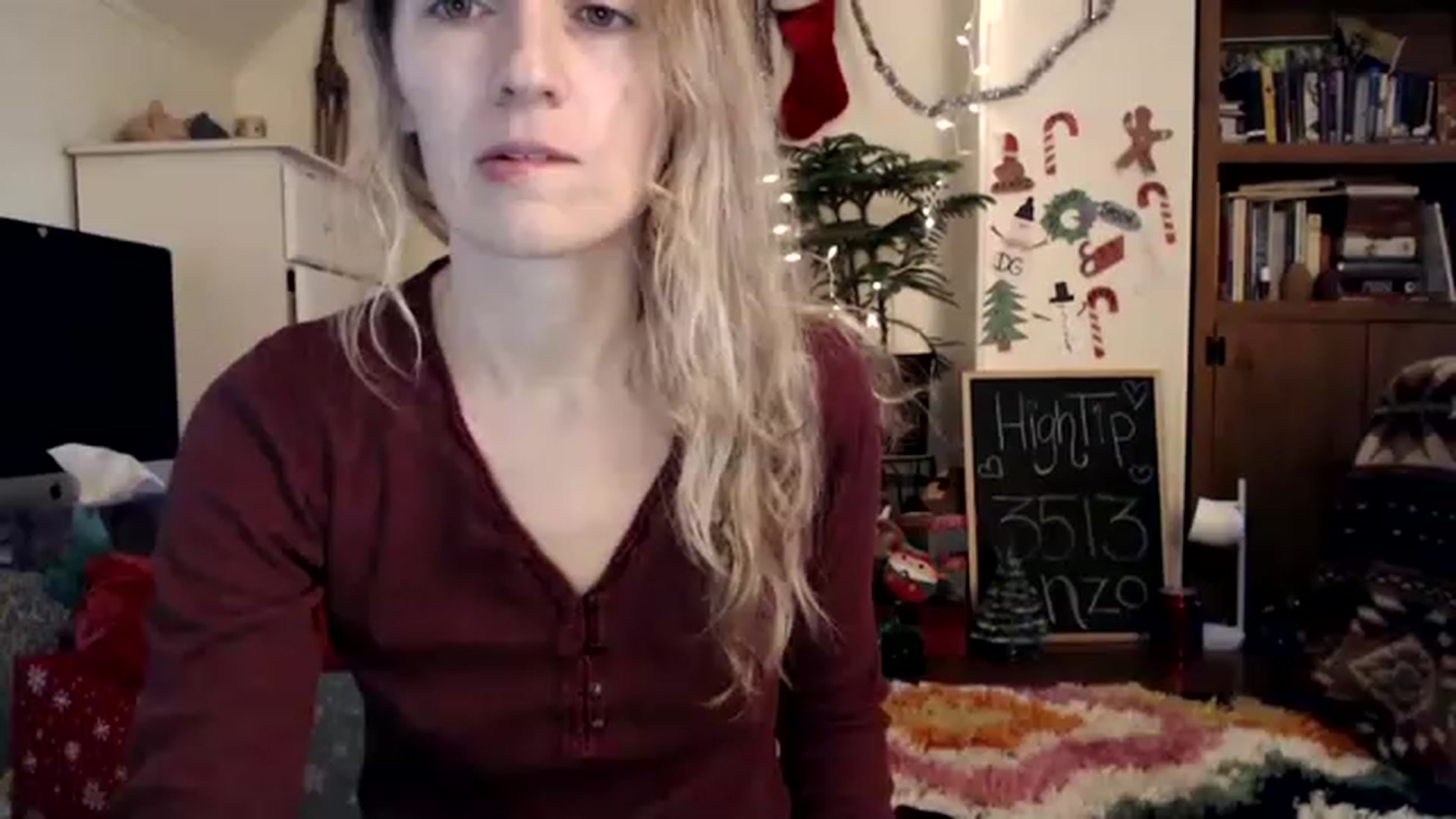 Gallery image thumbnail from WildflowerEm's myfreecams stream on, 12/23/2022, 20:37 image 3 of 20