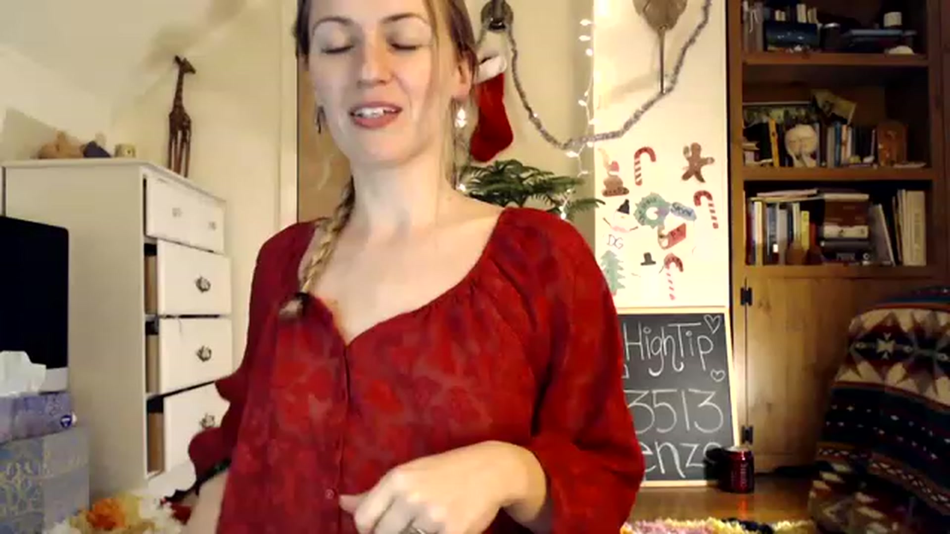 Gallery image thumbnail from WildflowerEm's myfreecams stream on, 12/31/2022, 22:08 image 3 of 20
