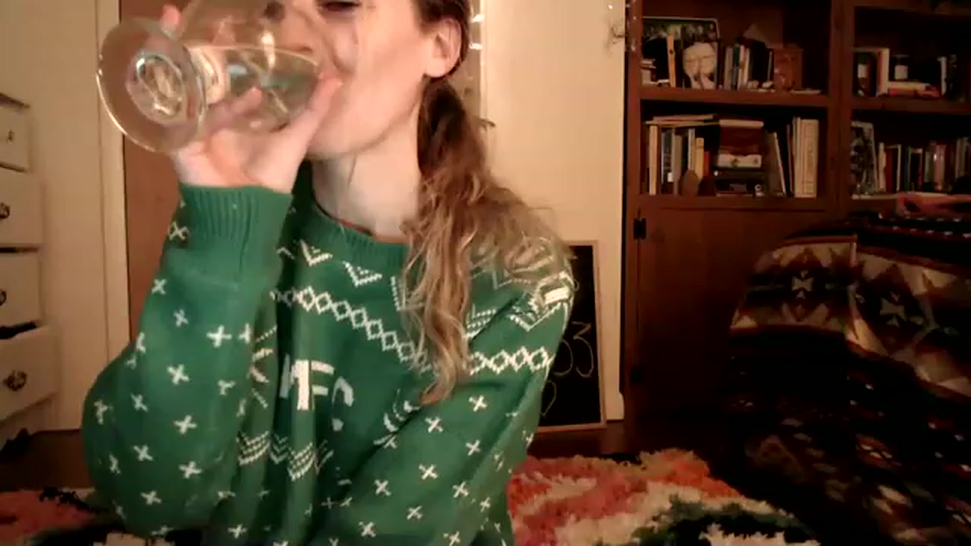 Gallery image thumbnail from WildflowerEm's myfreecams stream on, 01/15/2023, 22:31 image 14 of 20