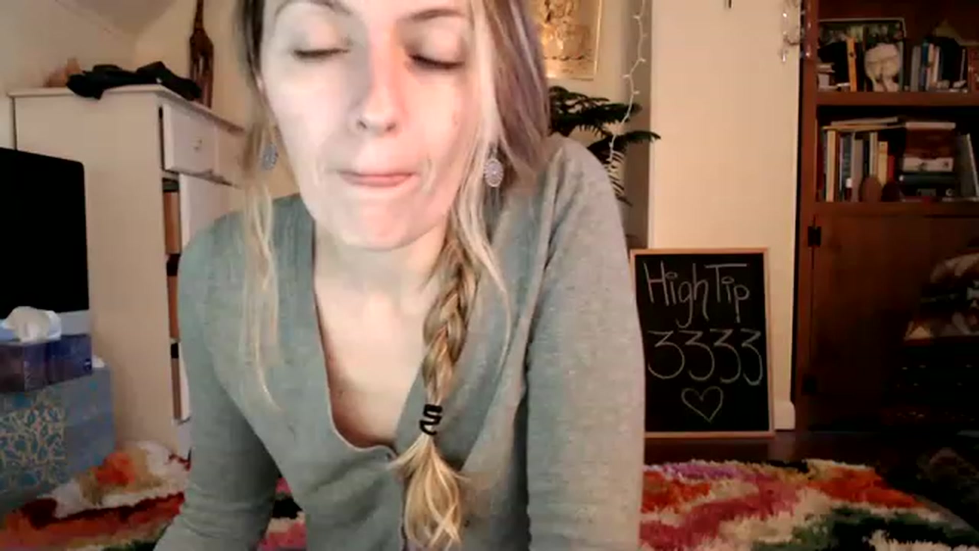 Gallery image thumbnail from WildflowerEm's myfreecams stream on, 01/21/2023, 20:28 image 3 of 20