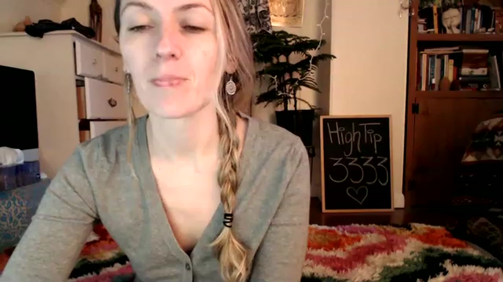 Gallery image thumbnail from WildflowerEm's myfreecams stream on, 01/21/2023, 20:28 image 5 of 20