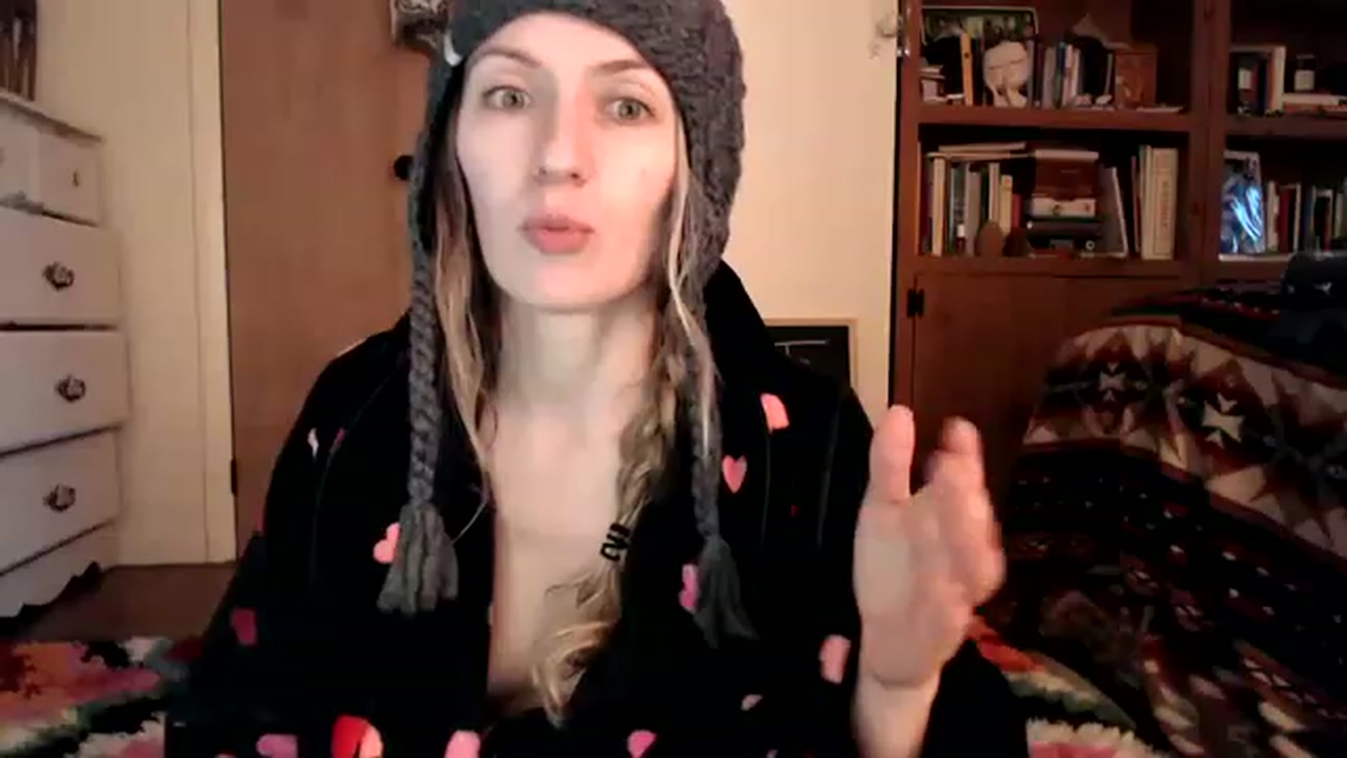 Gallery image thumbnail from WildflowerEm's myfreecams stream on, 01/21/2023, 21:45 image 11 of 20