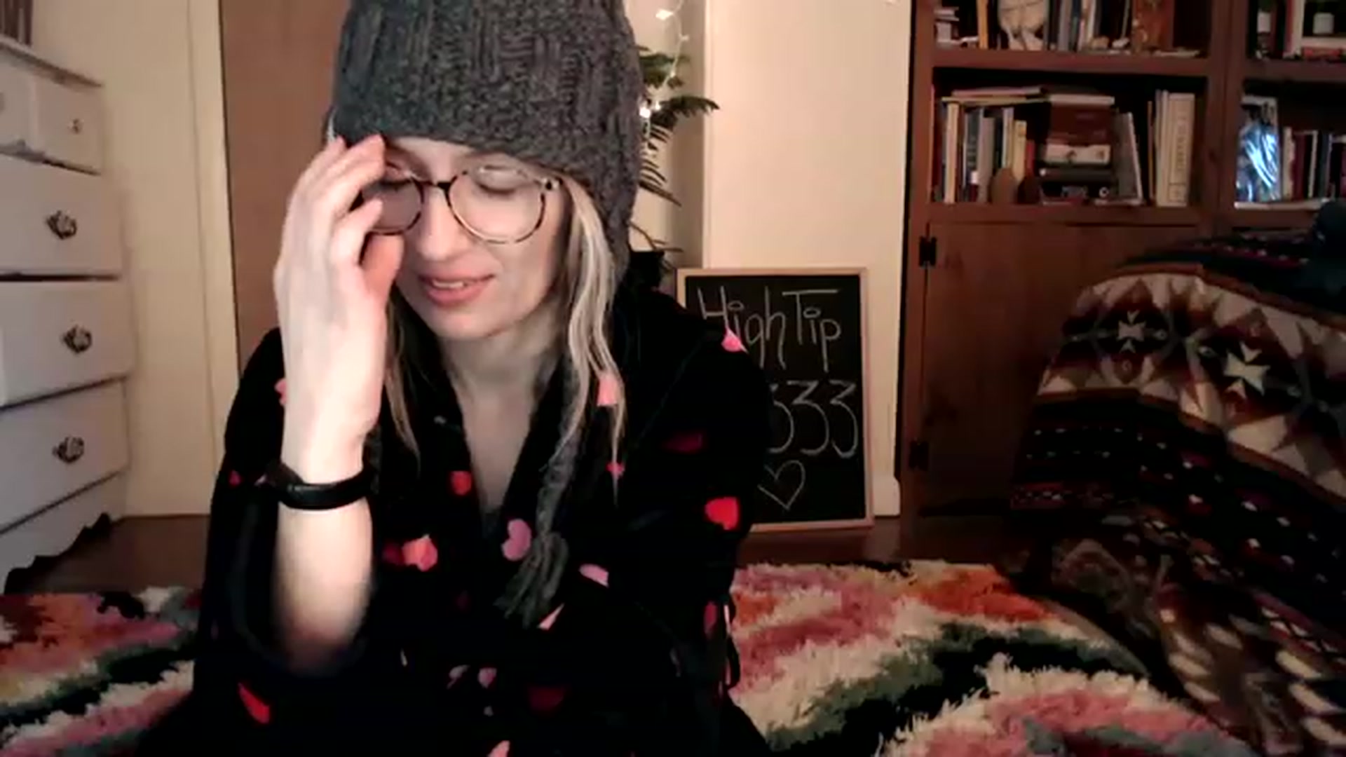 Gallery image thumbnail from WildflowerEm's myfreecams stream on, 01/21/2023, 21:45 image 9 of 20