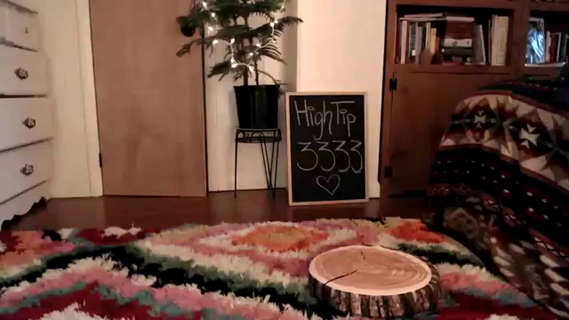 Gallery image thumbnail from WildflowerEm's myfreecams stream on, 01/21/2023, 21:45 image 7 of 20