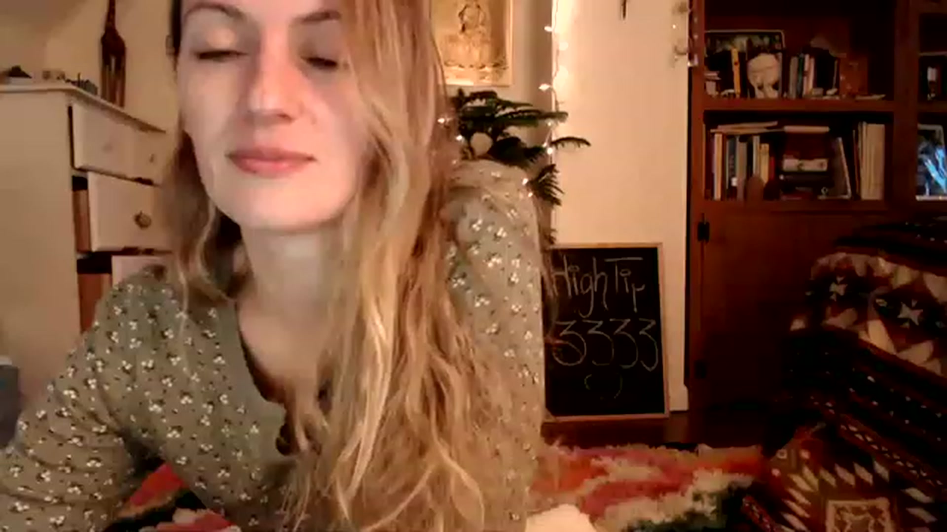 Gallery image thumbnail from WildflowerEm's myfreecams stream on, 01/28/2023, 22:44 image 12 of 20