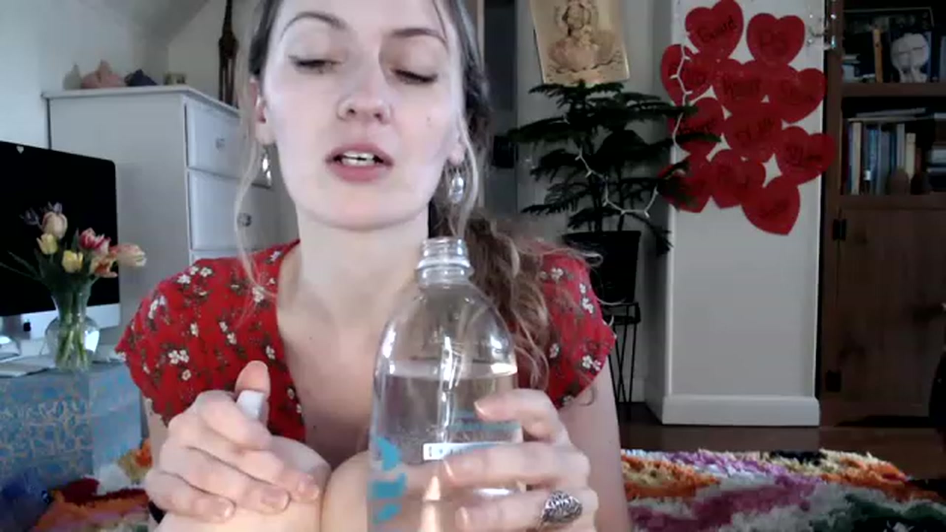 Gallery image thumbnail from WildflowerEm's myfreecams stream on, 02/05/2023, 22:10 image 2 of 20