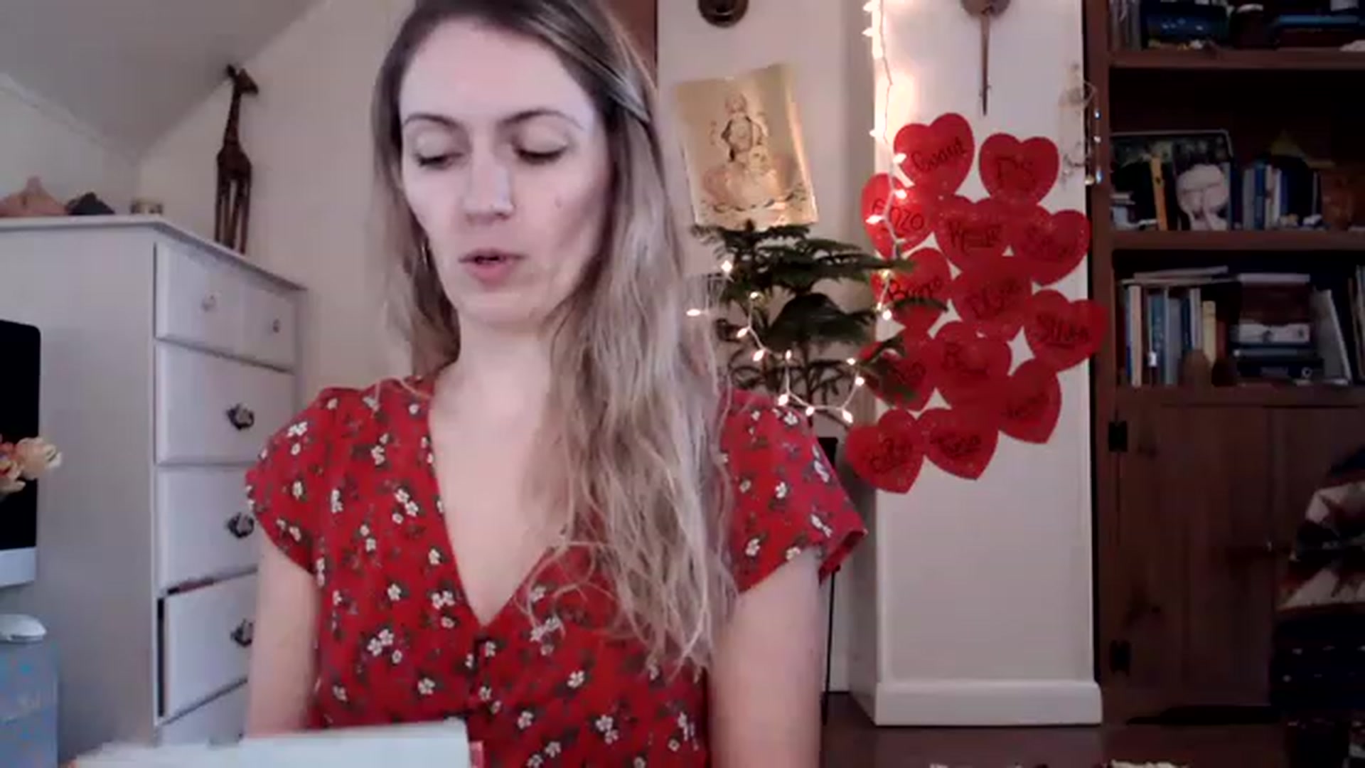 Gallery image thumbnail from WildflowerEm's myfreecams stream on, 02/05/2023, 22:10 image 10 of 20