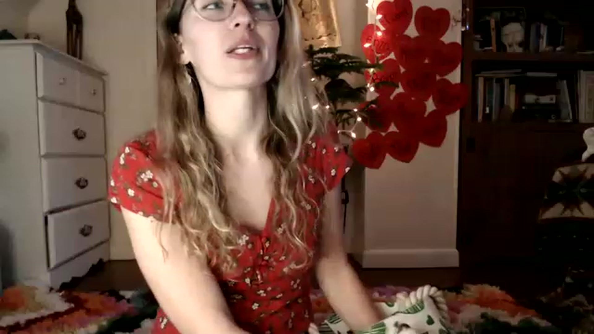 Gallery image thumbnail from WildflowerEm's myfreecams stream on, 02/05/2023, 22:10 image 17 of 20