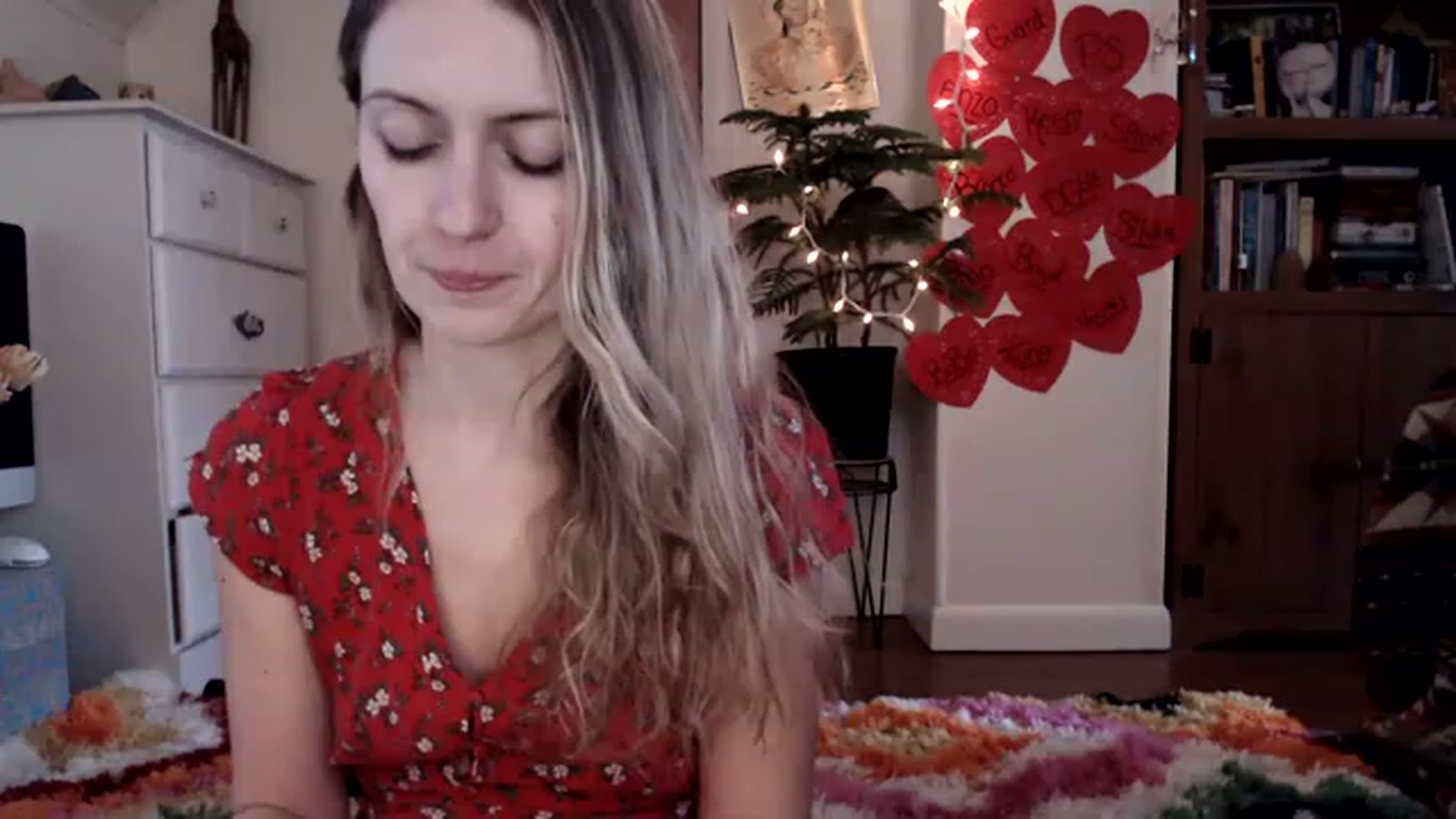 Gallery image thumbnail from WildflowerEm's myfreecams stream on, 02/05/2023, 22:10 image 12 of 20