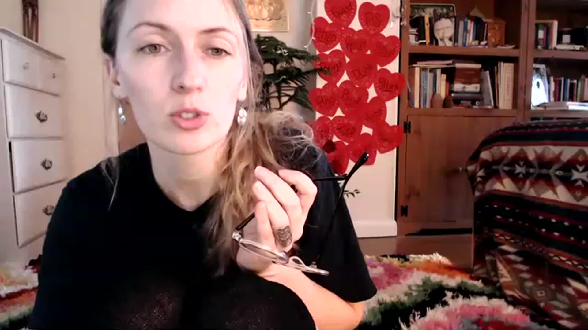 Gallery image thumbnail from WildflowerEm's myfreecams stream on, 02/19/2023, 20:31 image 1 of 20