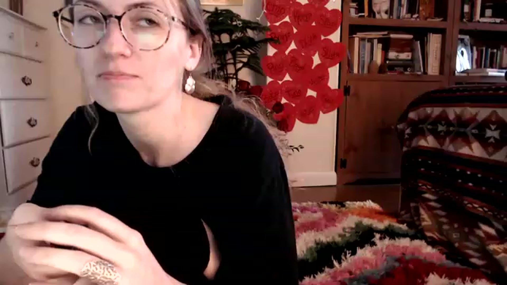 Gallery image thumbnail from WildflowerEm's myfreecams stream on, 02/19/2023, 20:31 image 12 of 20
