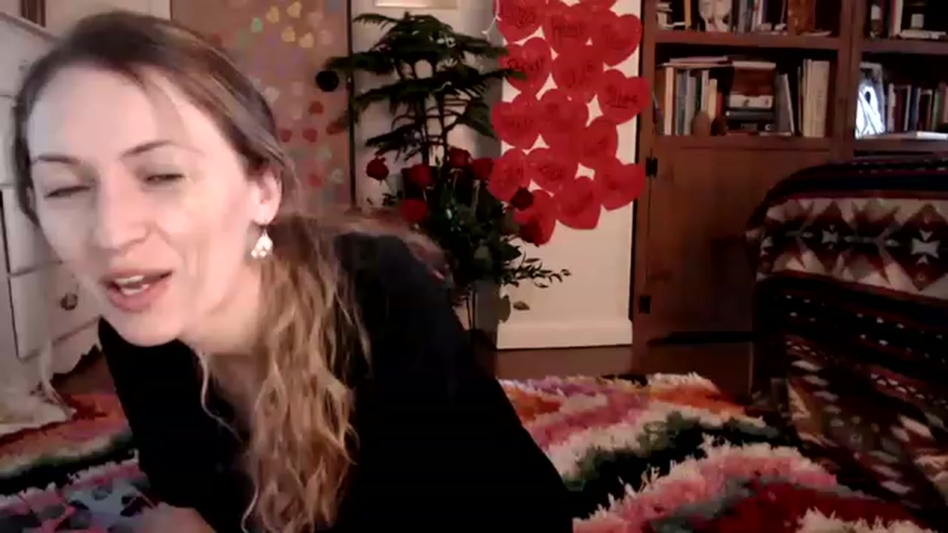 Gallery image thumbnail from WildflowerEm's myfreecams stream on, 02/19/2023, 20:31 image 19 of 20