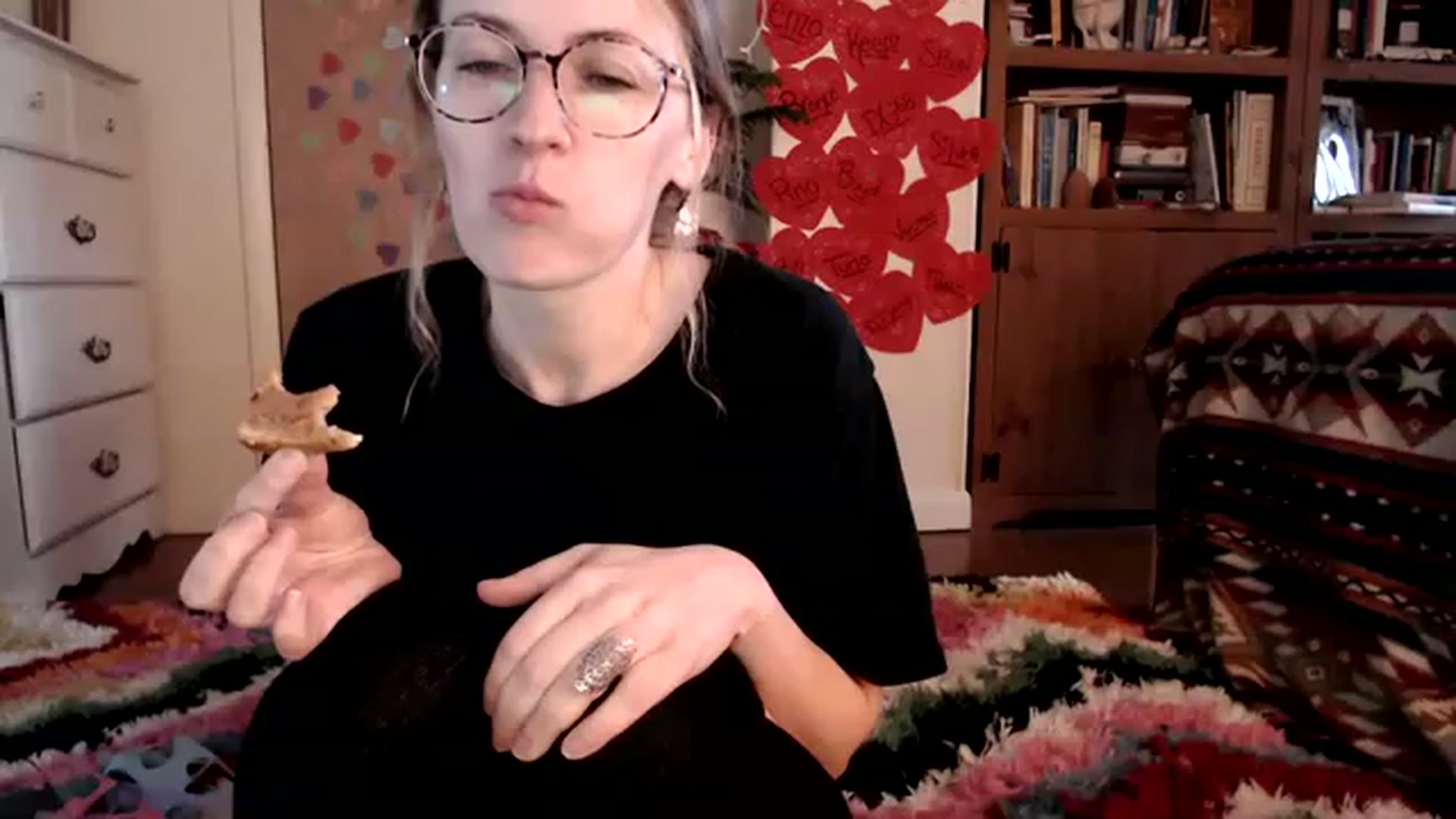 Gallery image thumbnail from WildflowerEm's myfreecams stream on, 02/19/2023, 20:31 image 14 of 20