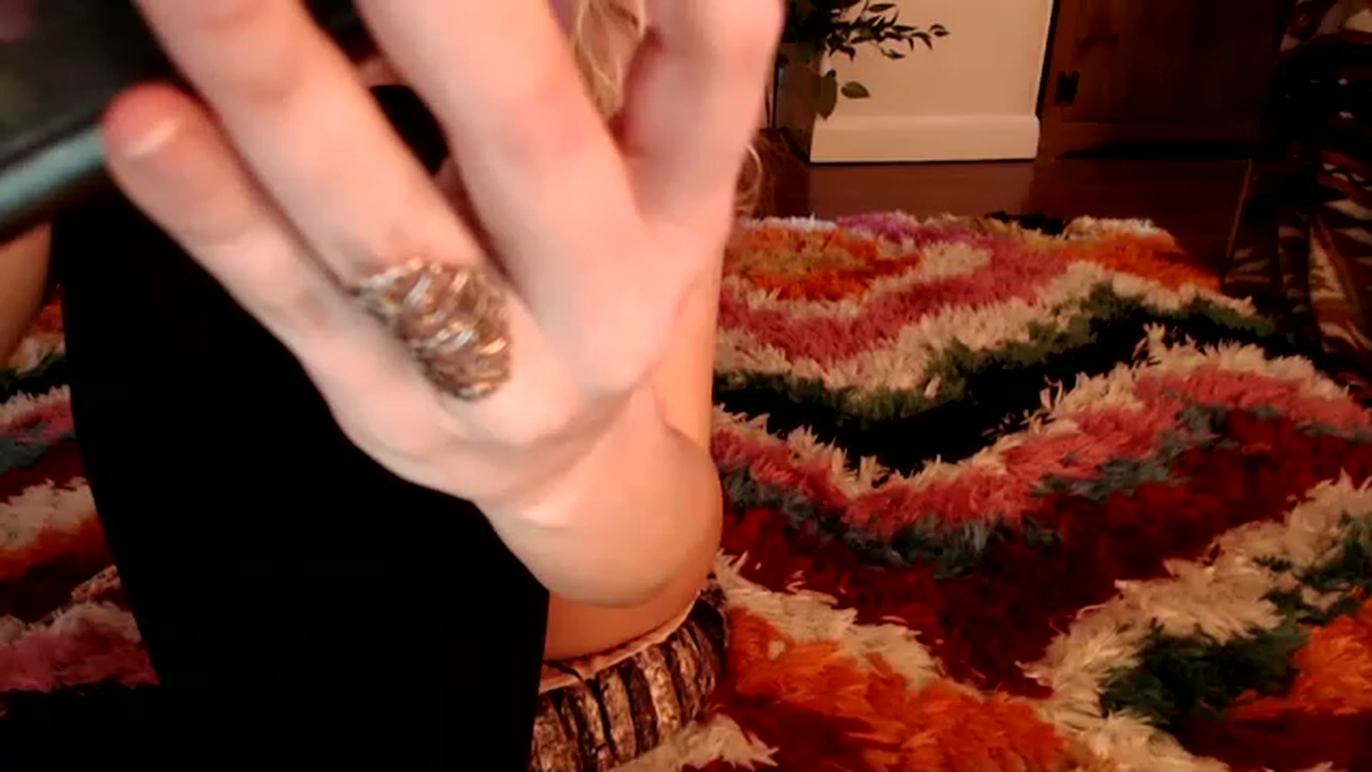 Gallery image thumbnail from WildflowerEm's myfreecams stream on, 02/19/2023, 22:11 image 12 of 20