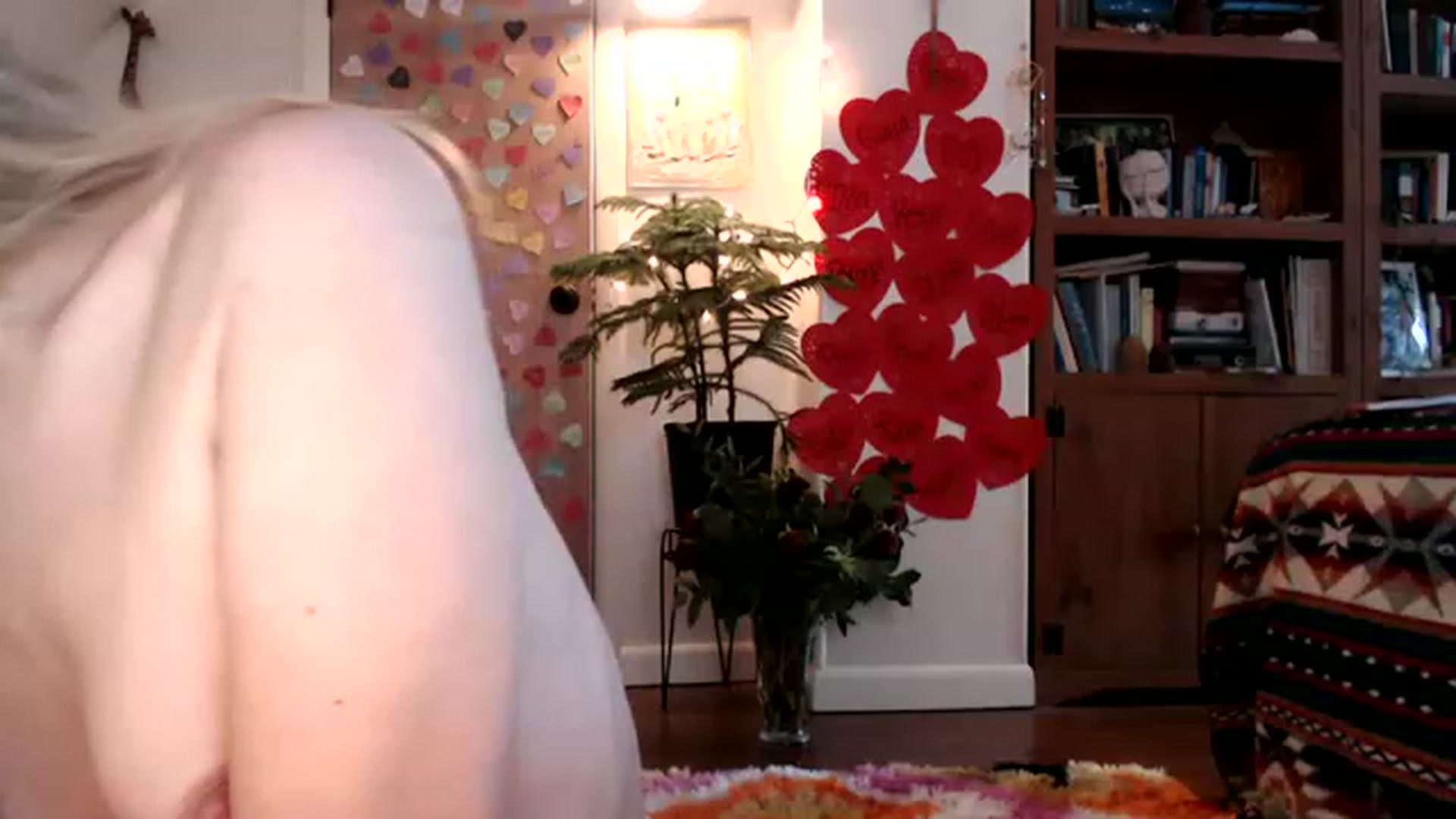 Gallery image thumbnail from WildflowerEm's myfreecams stream on, 02/25/2023, 22:11 image 16 of 20