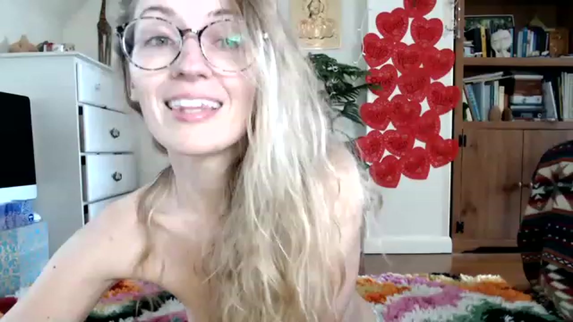 Gallery image thumbnail from WildflowerEm's myfreecams stream on, 02/27/2023, 19:54 image 15 of 20
