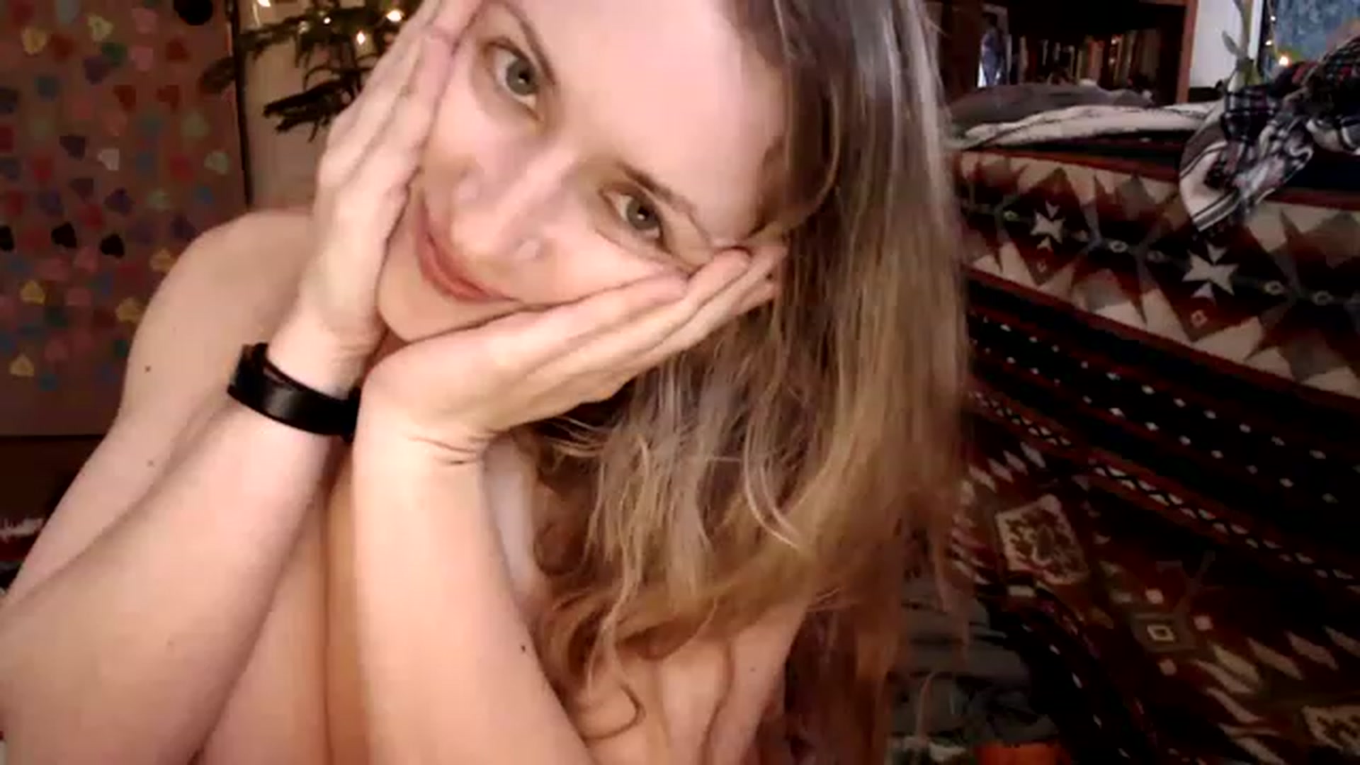 Gallery image thumbnail from WildflowerEm's myfreecams stream on, 03/04/2023, 22:15 image 19 of 20