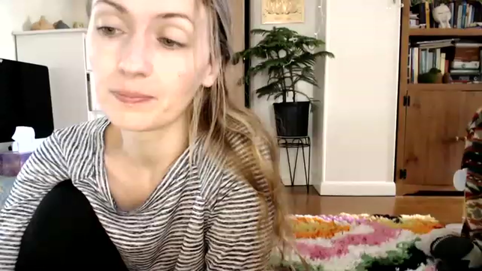 Gallery image thumbnail from WildflowerEm's myfreecams stream on, 03/08/2023, 19:33 image 4 of 20