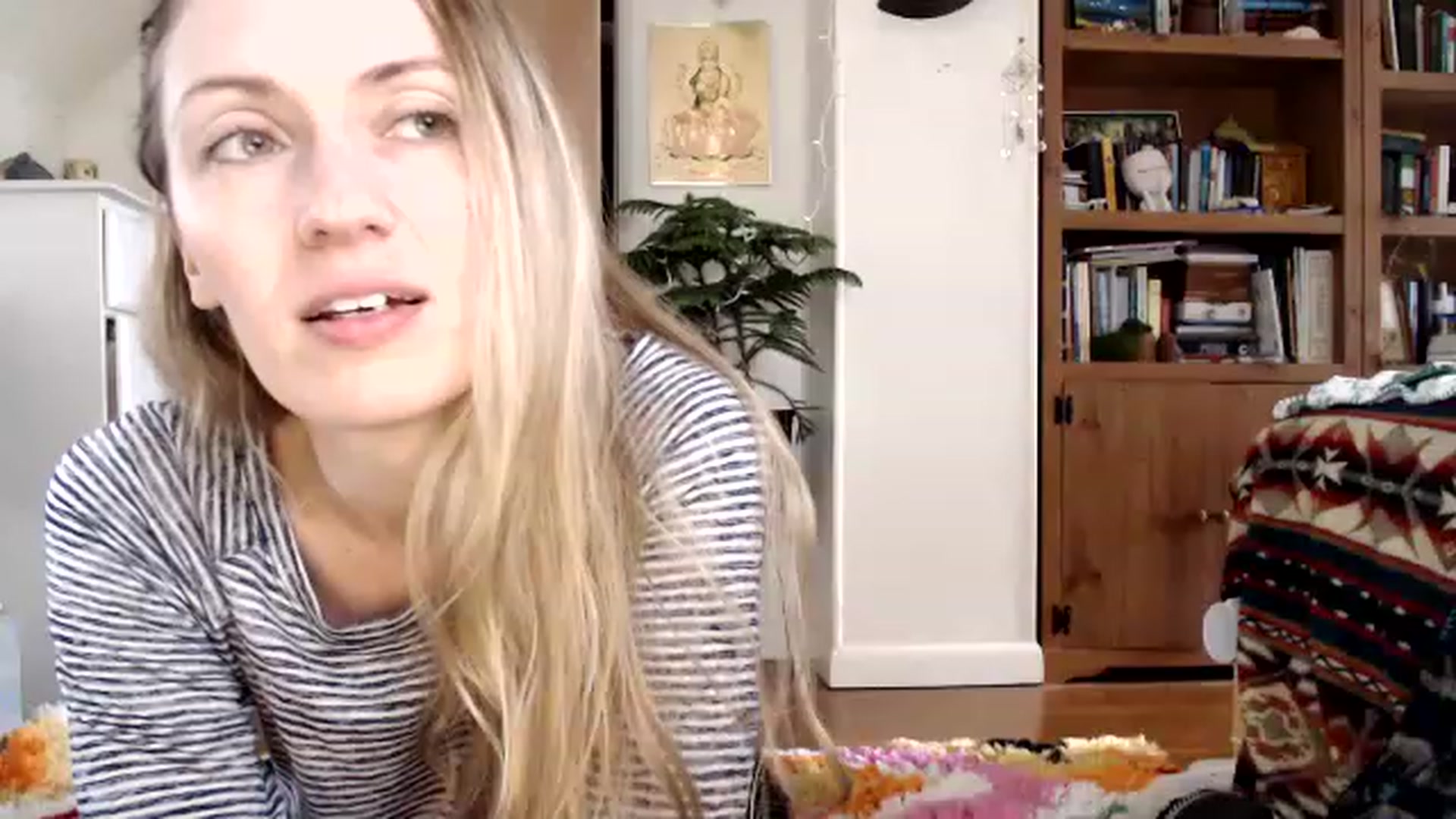 Gallery image thumbnail from WildflowerEm's myfreecams stream on, 03/08/2023, 19:33 image 9 of 20