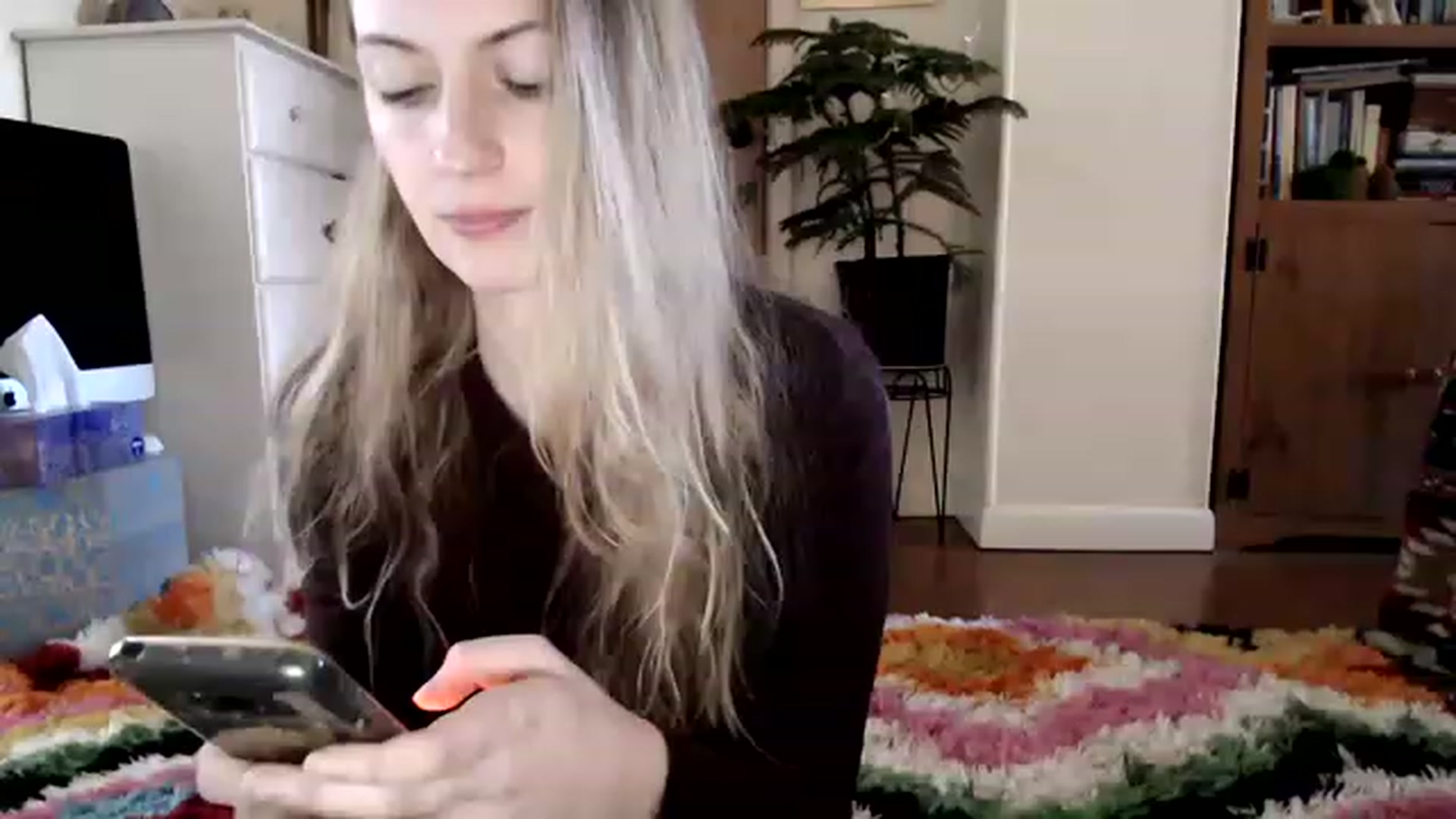 Gallery image thumbnail from WildflowerEm's myfreecams stream on, 03/19/2023, 21:34 image 6 of 20