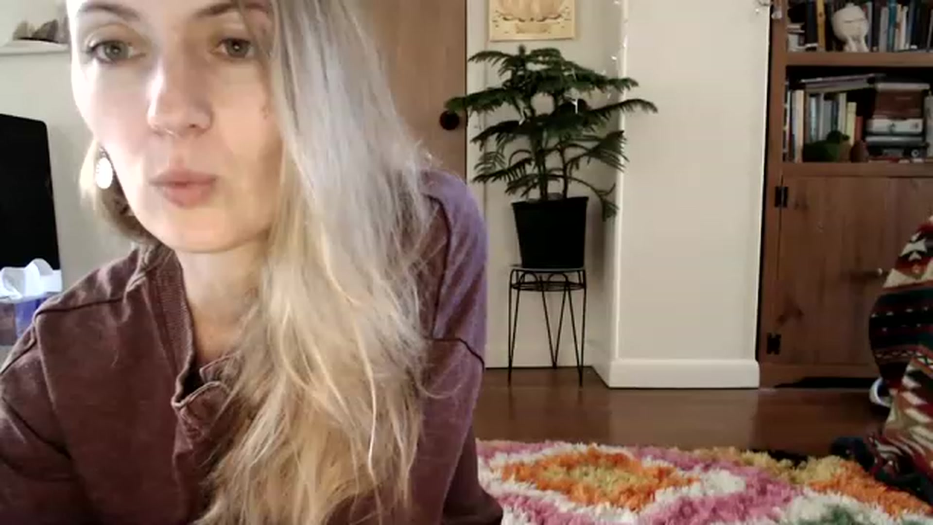 Gallery image thumbnail from WildflowerEm's myfreecams stream on, 03/26/2023, 22:11 image 7 of 20