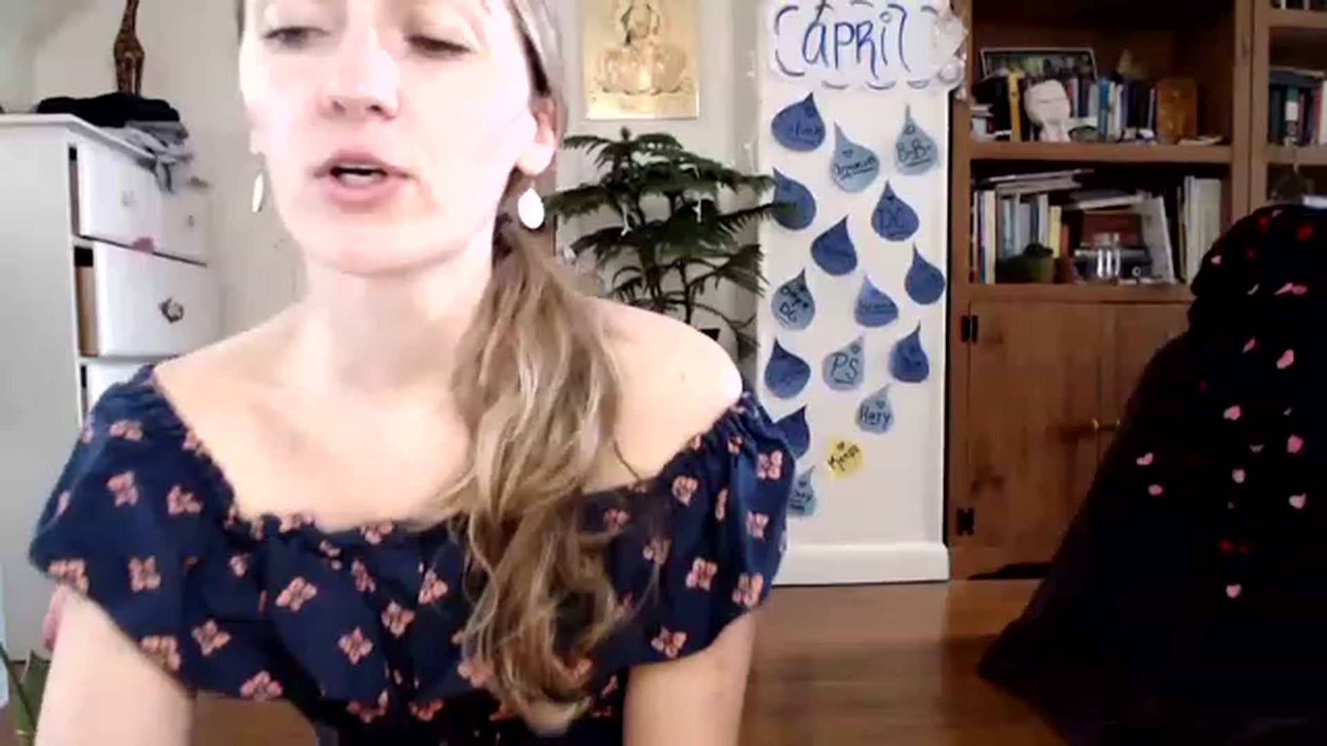 Gallery image thumbnail from WildflowerEm's myfreecams stream on, 04/16/2023, 21:21 image 6 of 20