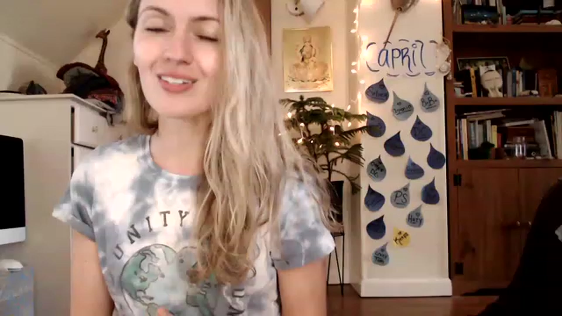 Gallery image thumbnail from WildflowerEm's myfreecams stream on, 04/22/2023, 22:24 image 4 of 20