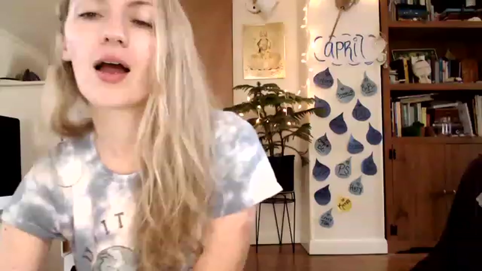 Gallery image thumbnail from WildflowerEm's myfreecams stream on, 04/22/2023, 22:24 image 5 of 20