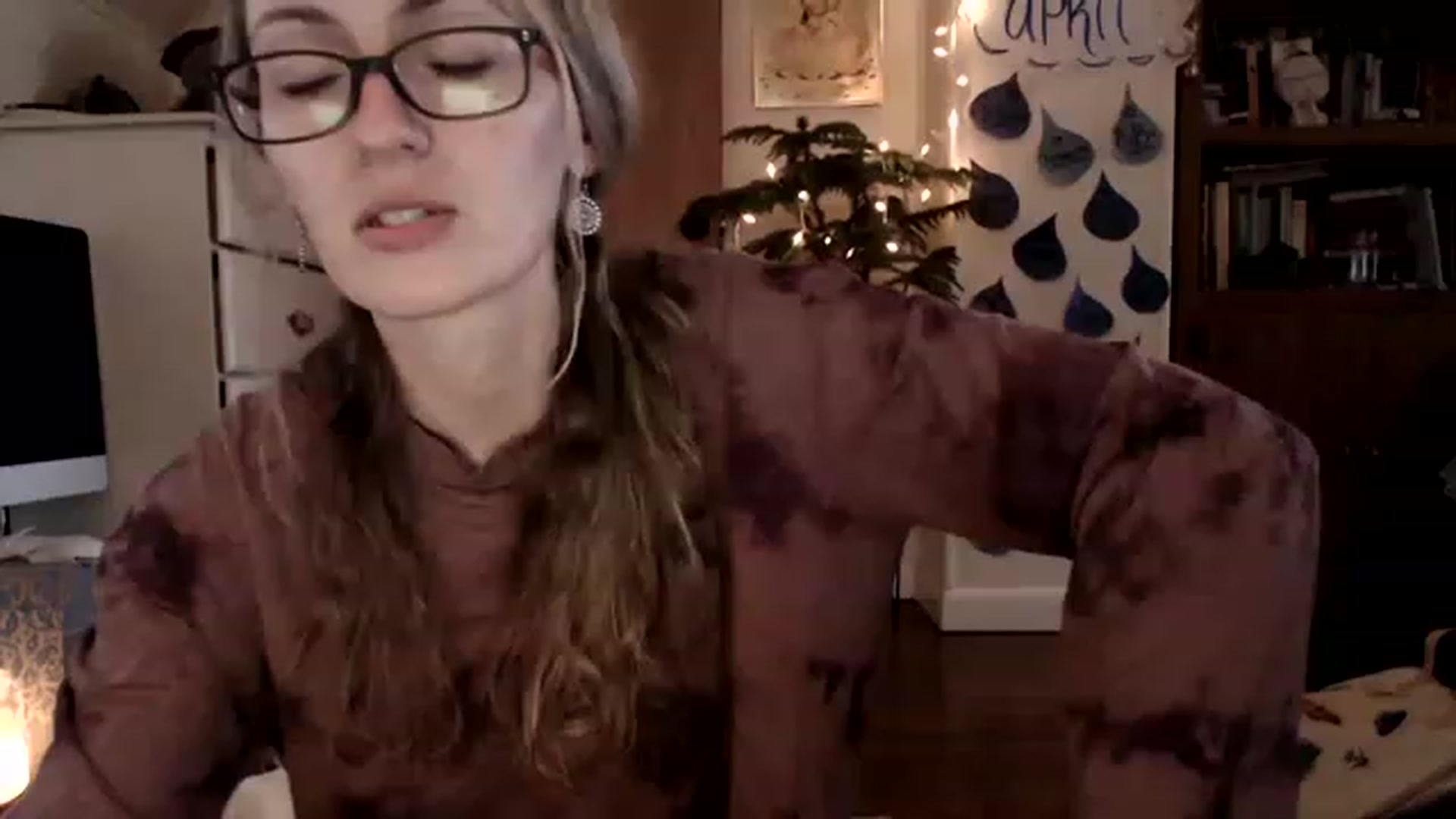 Gallery image thumbnail from WildflowerEm's myfreecams stream on, 04/23/2023, 20:09 image 4 of 20