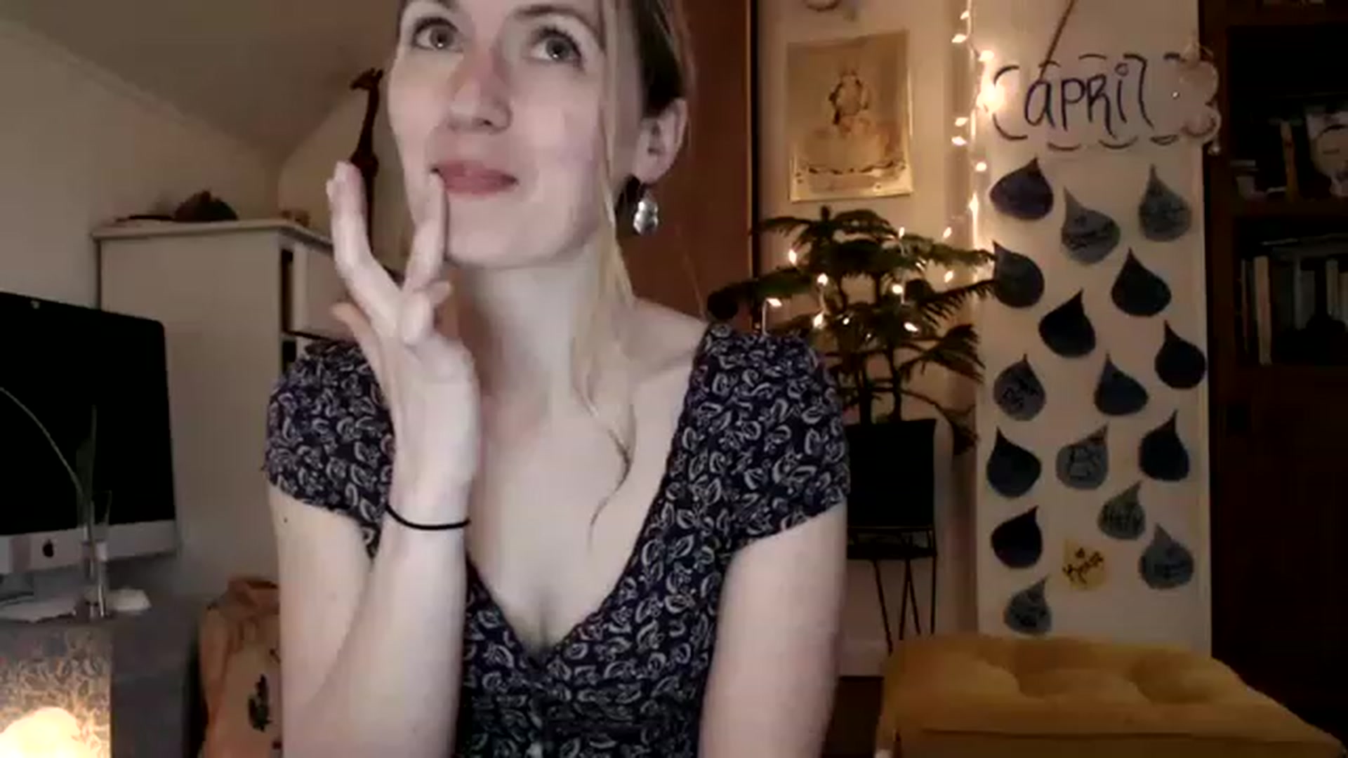 Gallery image thumbnail from WildflowerEm's myfreecams stream on, 04/30/2023, 20:37 image 7 of 20
