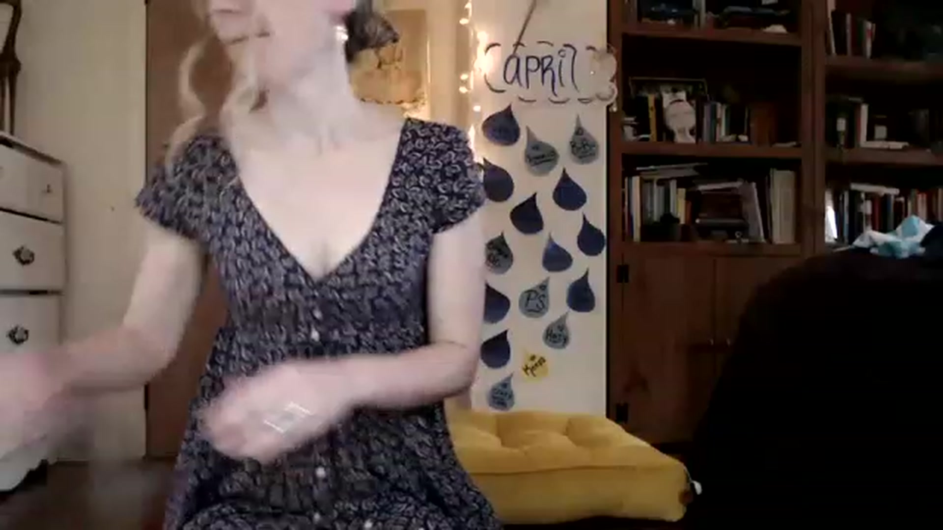 Gallery image thumbnail from WildflowerEm's myfreecams stream on, 04/30/2023, 20:37 image 5 of 20