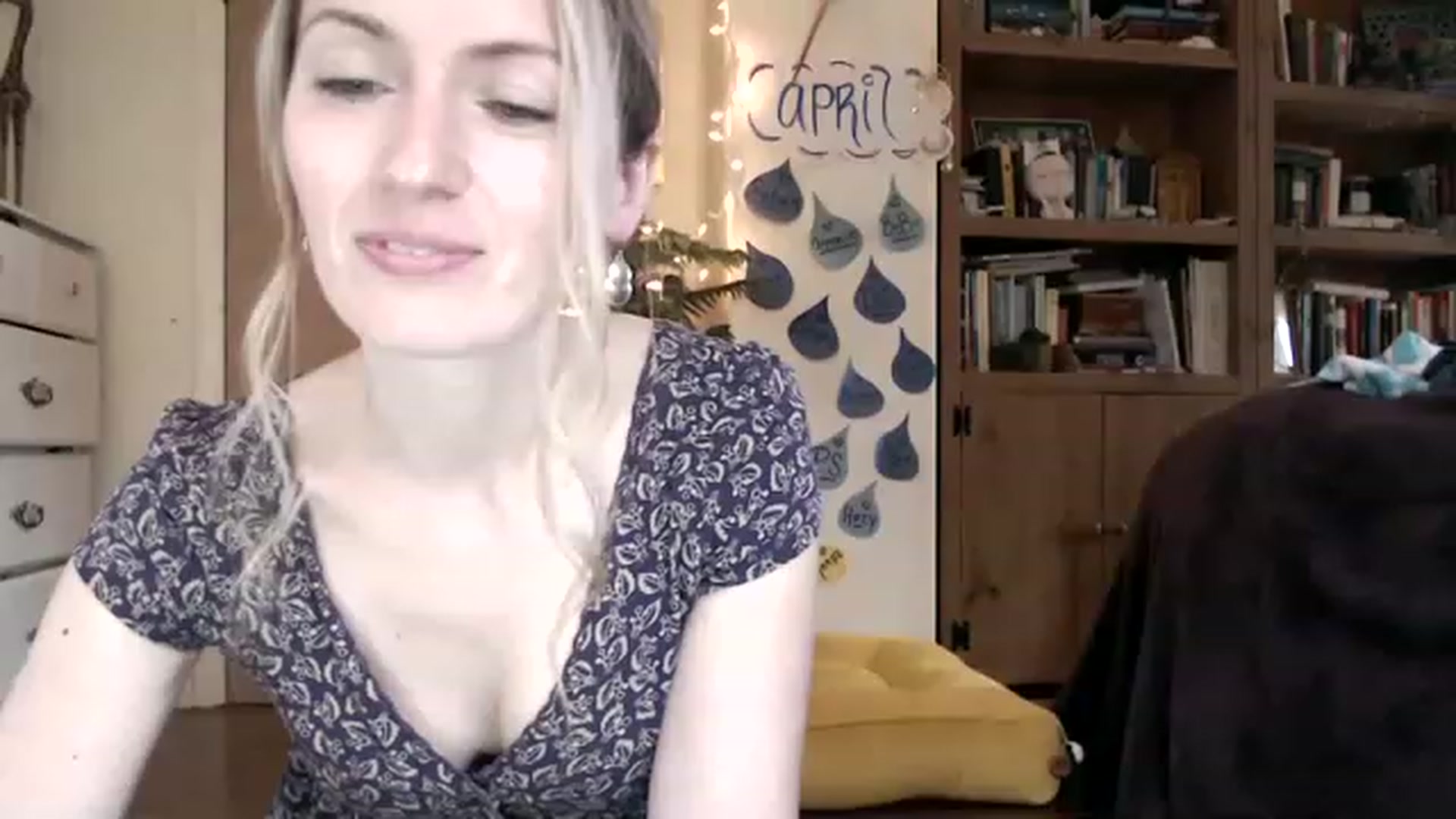 Gallery image thumbnail from WildflowerEm's myfreecams stream on, 04/30/2023, 20:37 image 4 of 20