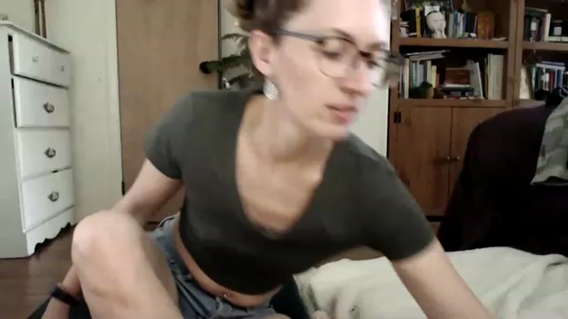 Gallery image thumbnail from WildflowerEm's myfreecams stream on, 05/13/2023, 21:18 image 10 of 20
