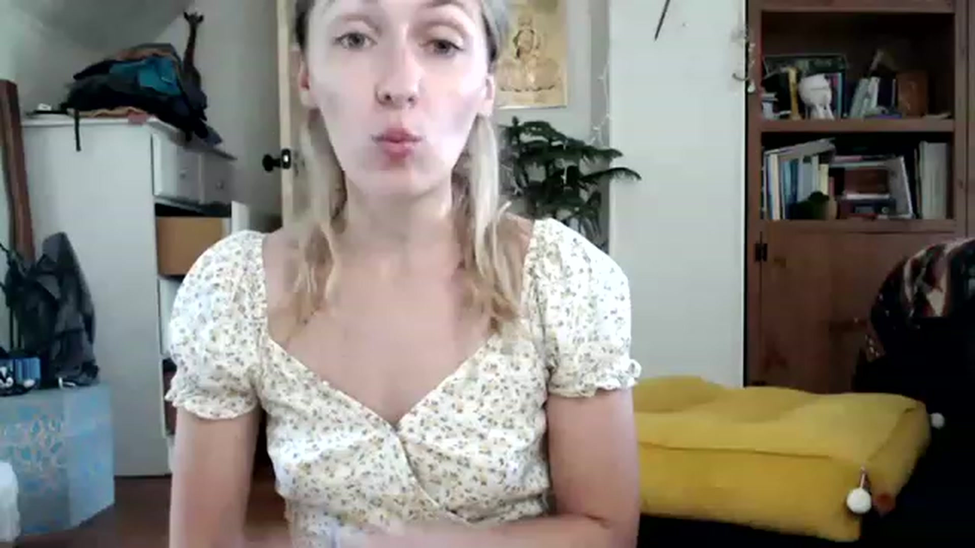 Gallery image thumbnail from WildflowerEm's myfreecams stream on, 07/09/2023, 20:57 image 1 of 20