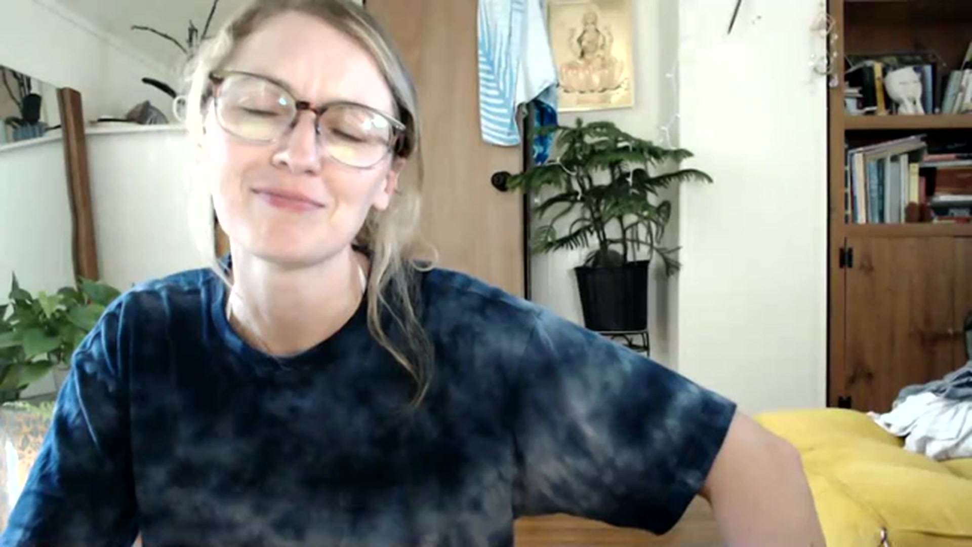Gallery image thumbnail from WildflowerEm's myfreecams stream on, 07/15/2023, 20:19 image 1 of 20