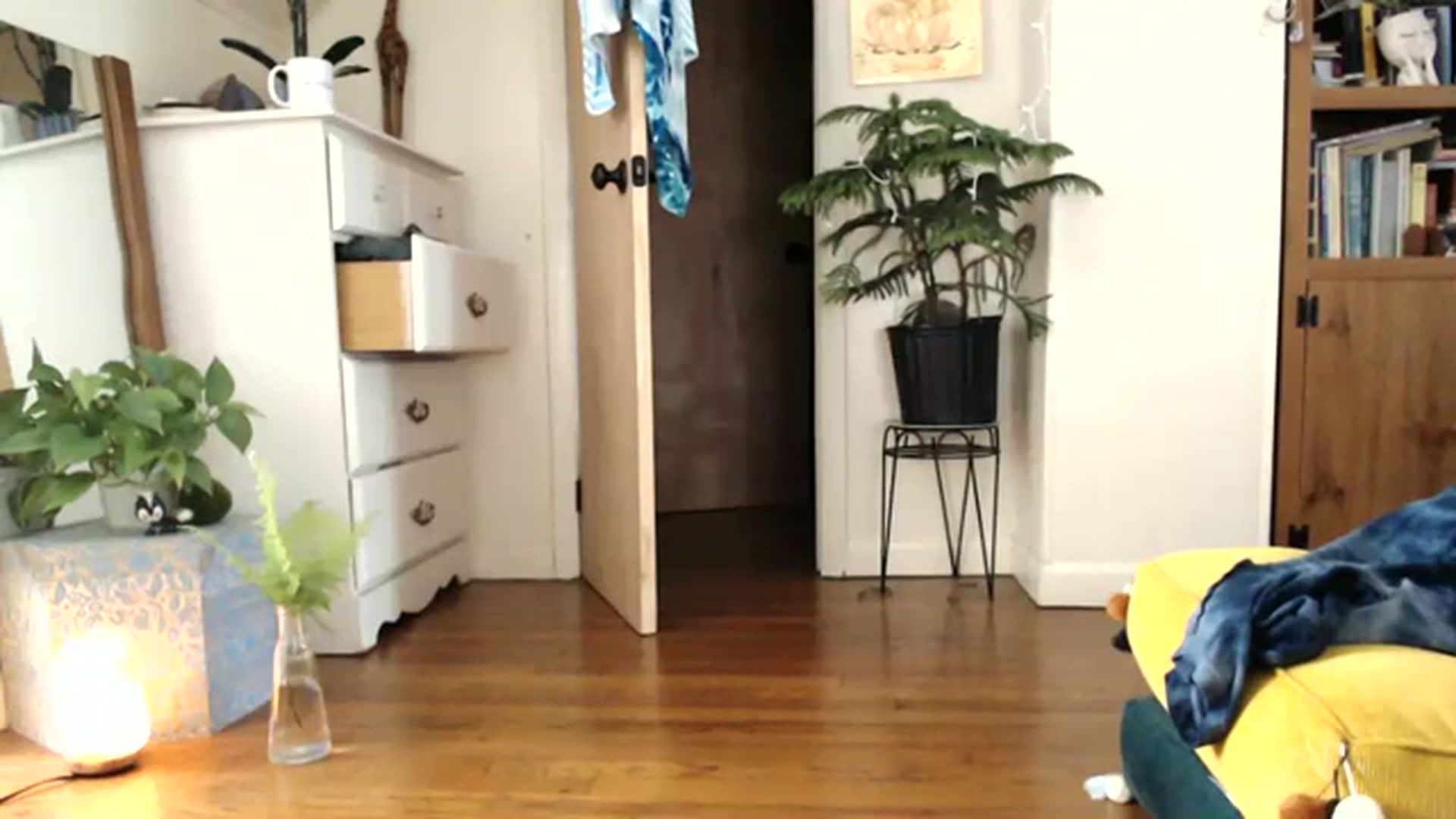 Gallery image thumbnail from WildflowerEm's myfreecams stream on, 07/15/2023, 20:19 image 12 of 20